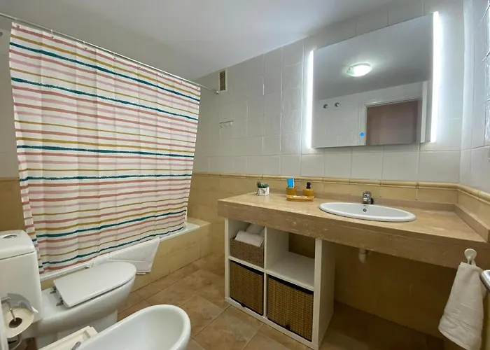 Residencial Jardines Del Teide, 126 דירה *